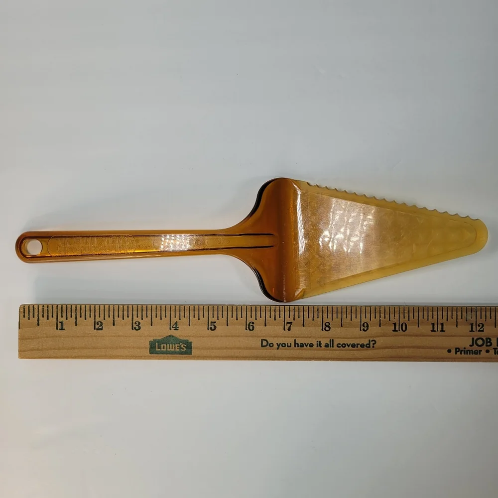Vintage Ultratemp Amber Pie Cake Server #2119 Serrated Robinson Knife Co USA